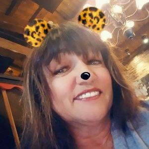 Meet your Posher, Annette